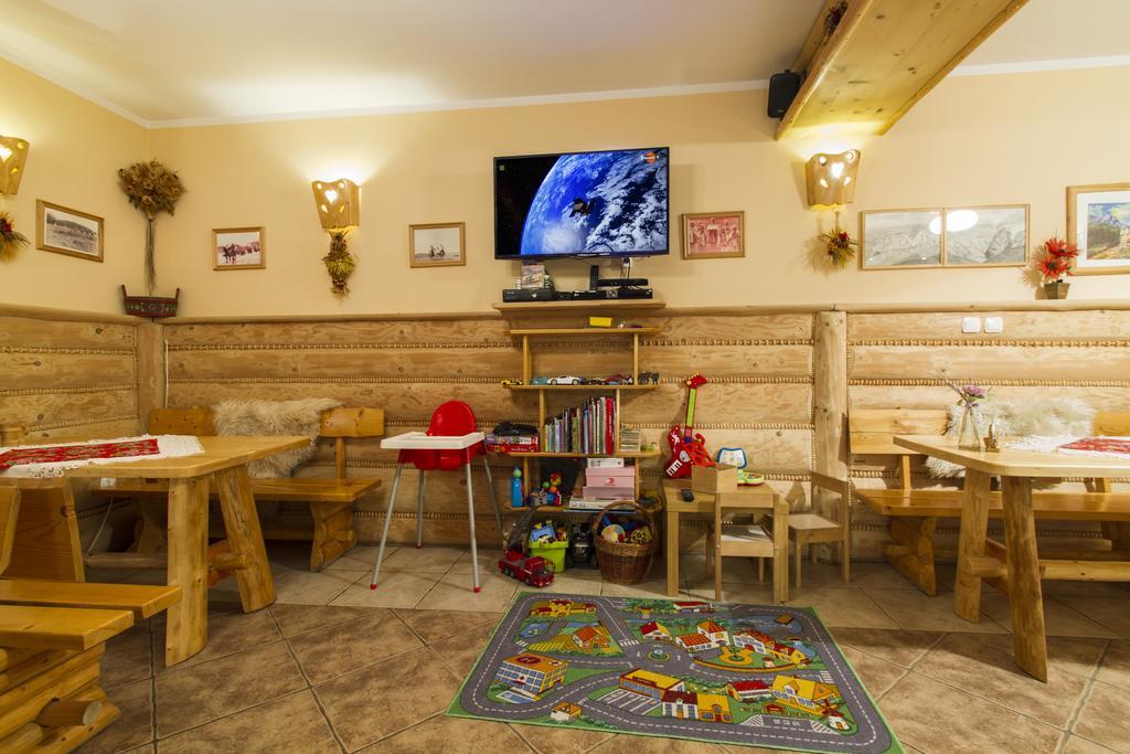 考斯赛力克 萨珊尼克旅馆酒店 外观 照片
